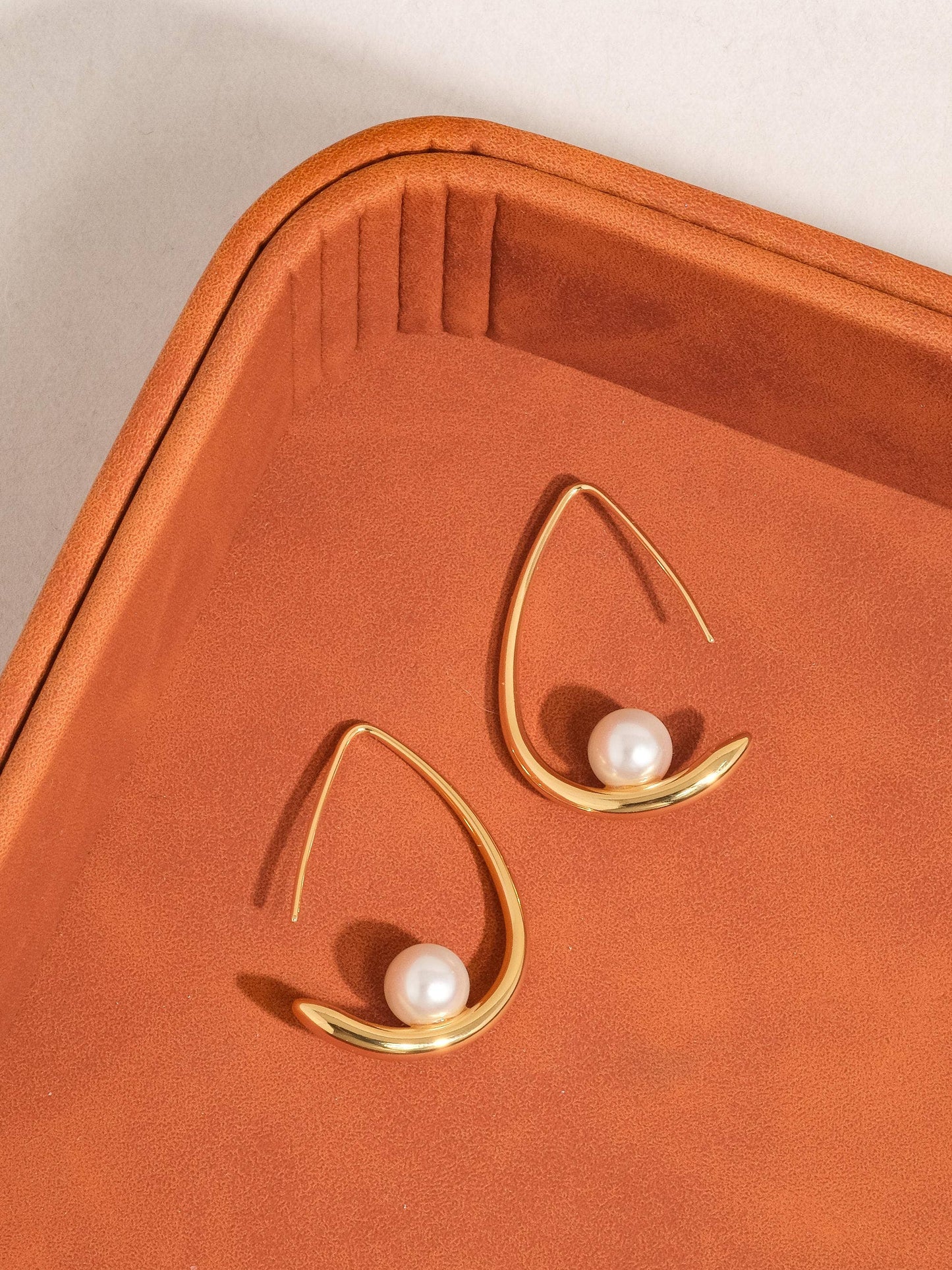 Talia Pearl Drop Earring