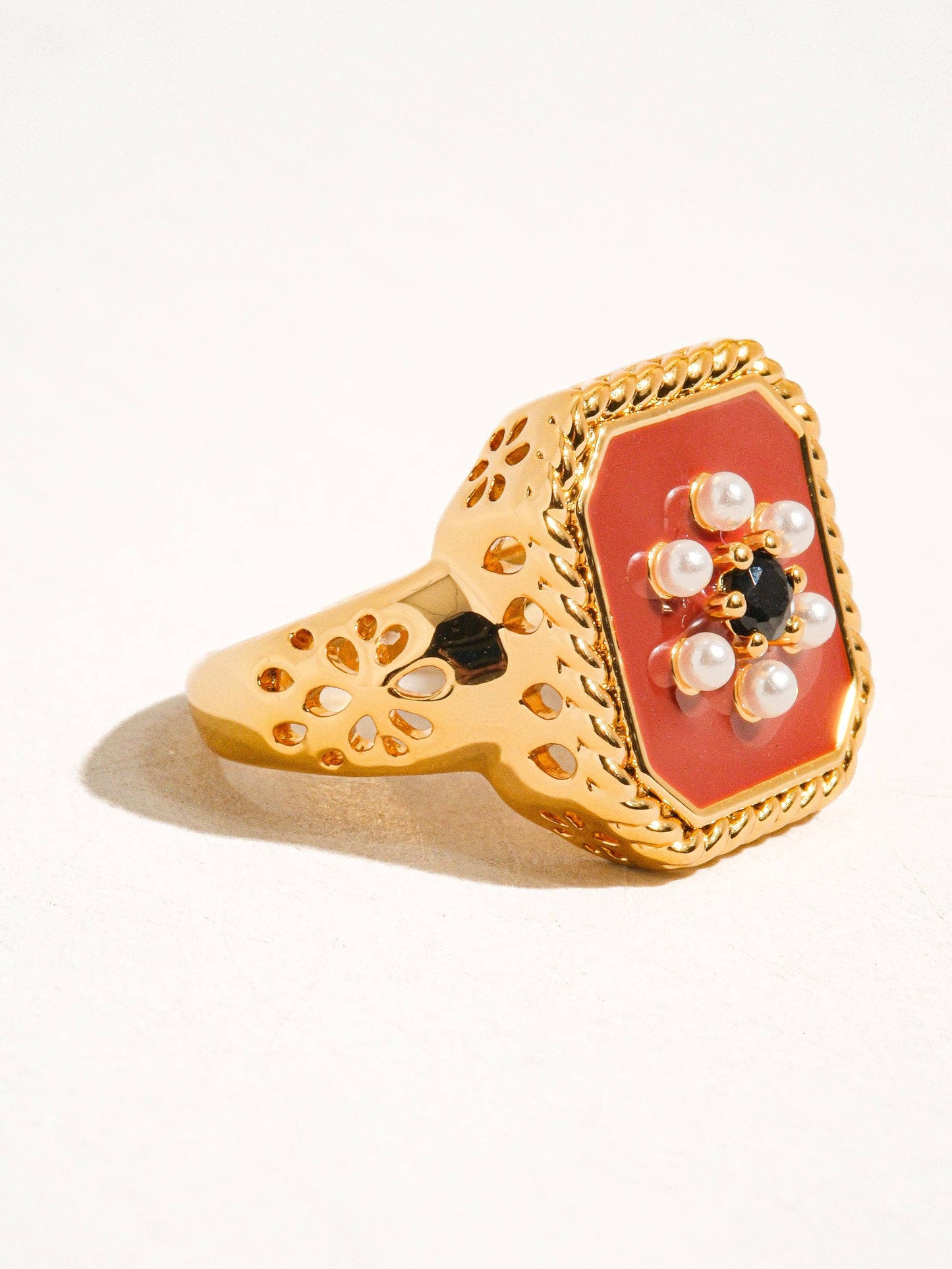 Rouge Vintage Adjustable Ring