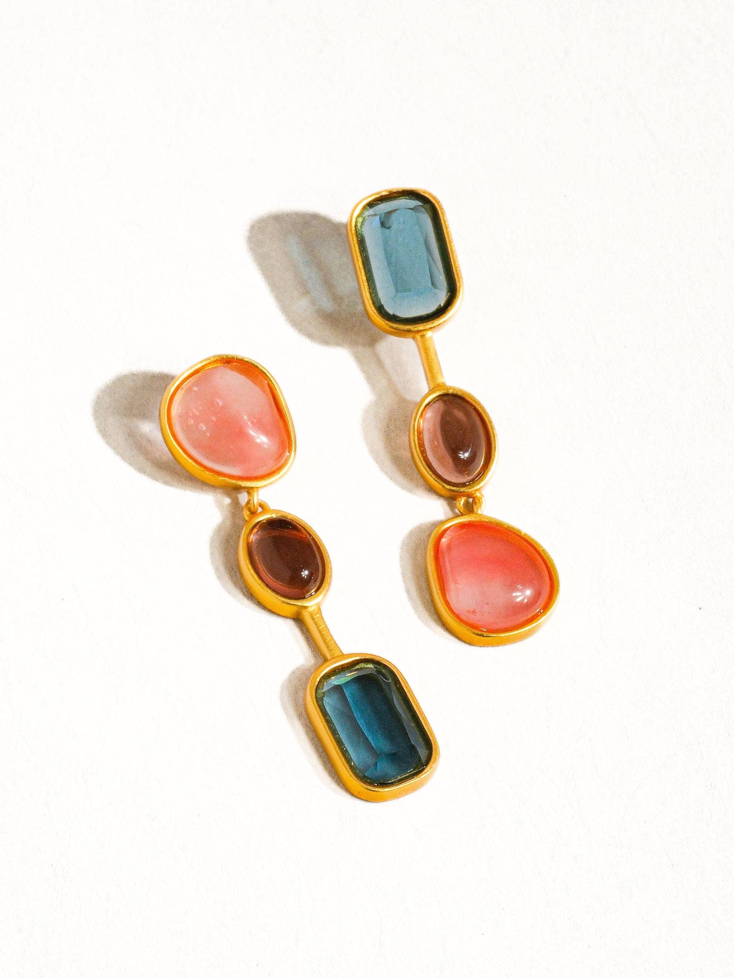 Delia Vintage Mismatch Drop Earring
