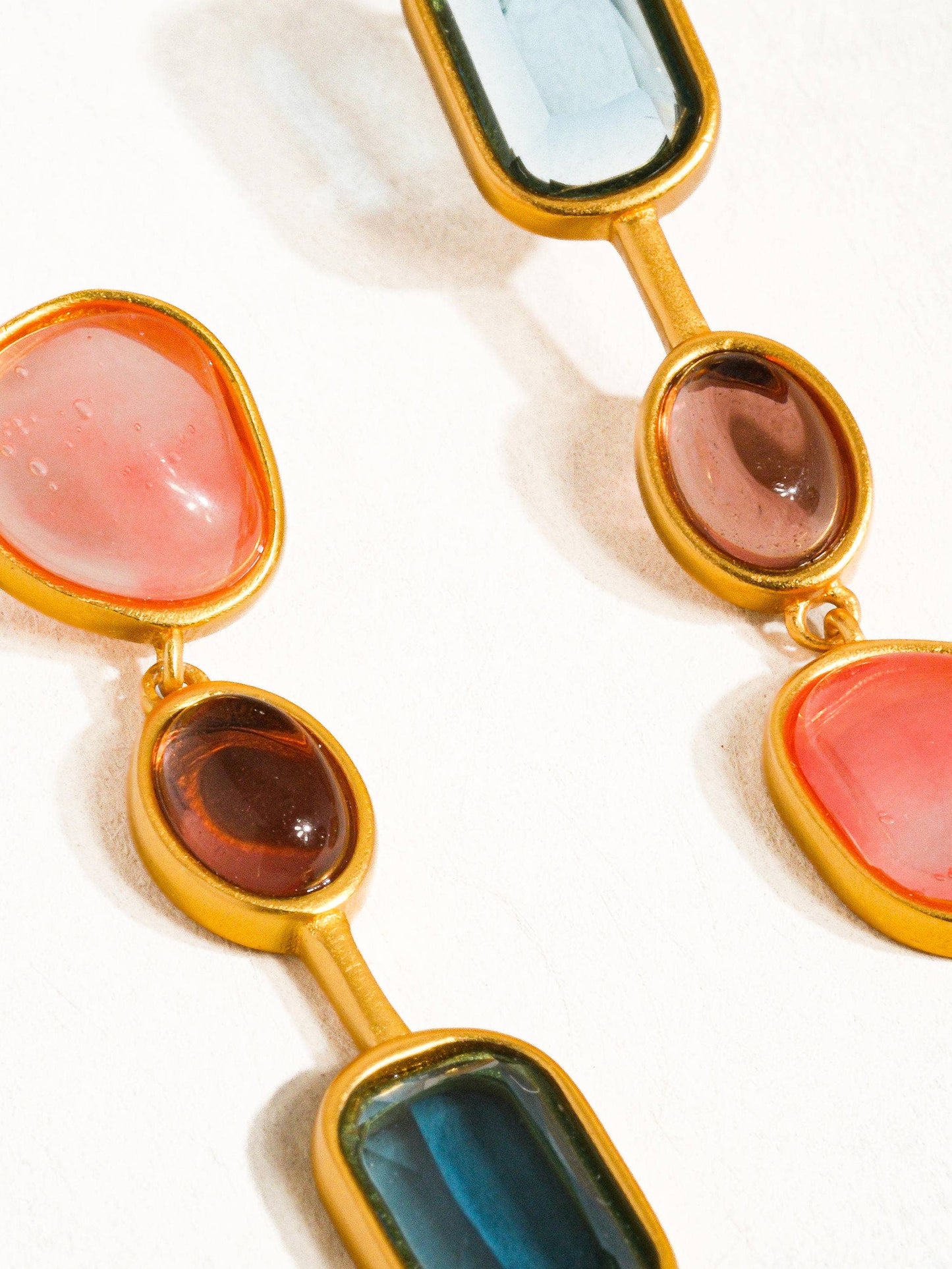 Delia Vintage Mismatch Drop Earring