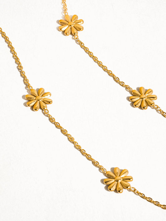 Daisy Necklace